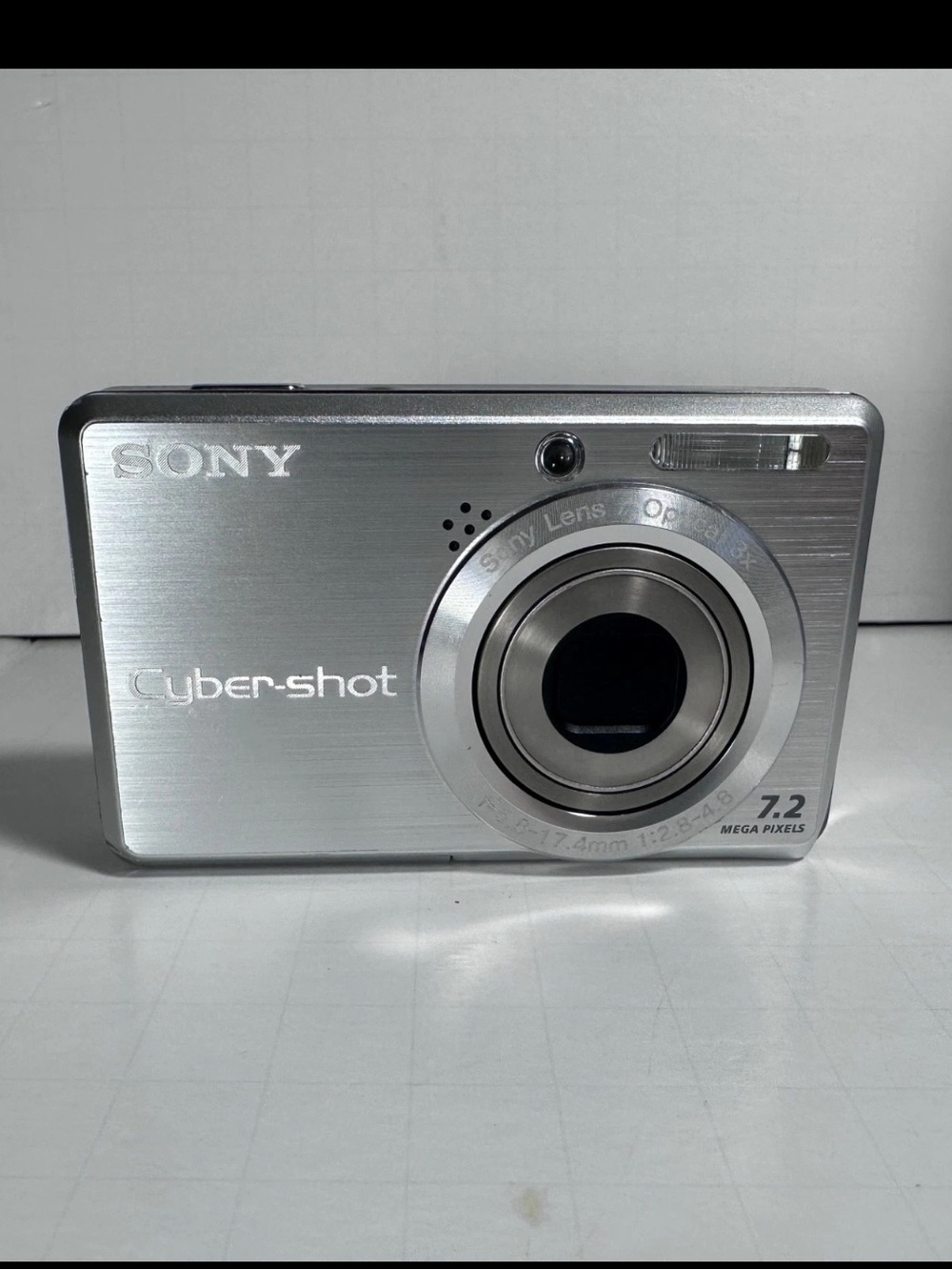 Sony Cyber-shot DSC-S750 7.2MP Digital Camera w/ Battery & Charger Tested Works